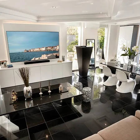 Apartma Luxury *