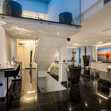 Luxury Apartma *